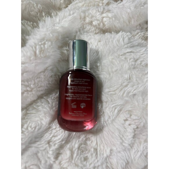 Dior one essential skin booster serum - Picture 6 of 7